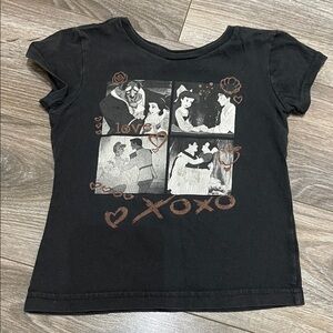 4/$24- Girls “Disney” princess tshirt size 3T